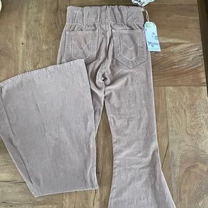 Show me your mumu pants